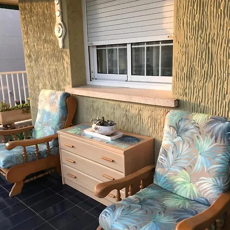 Vacation * סגור דה לה קלאפל
